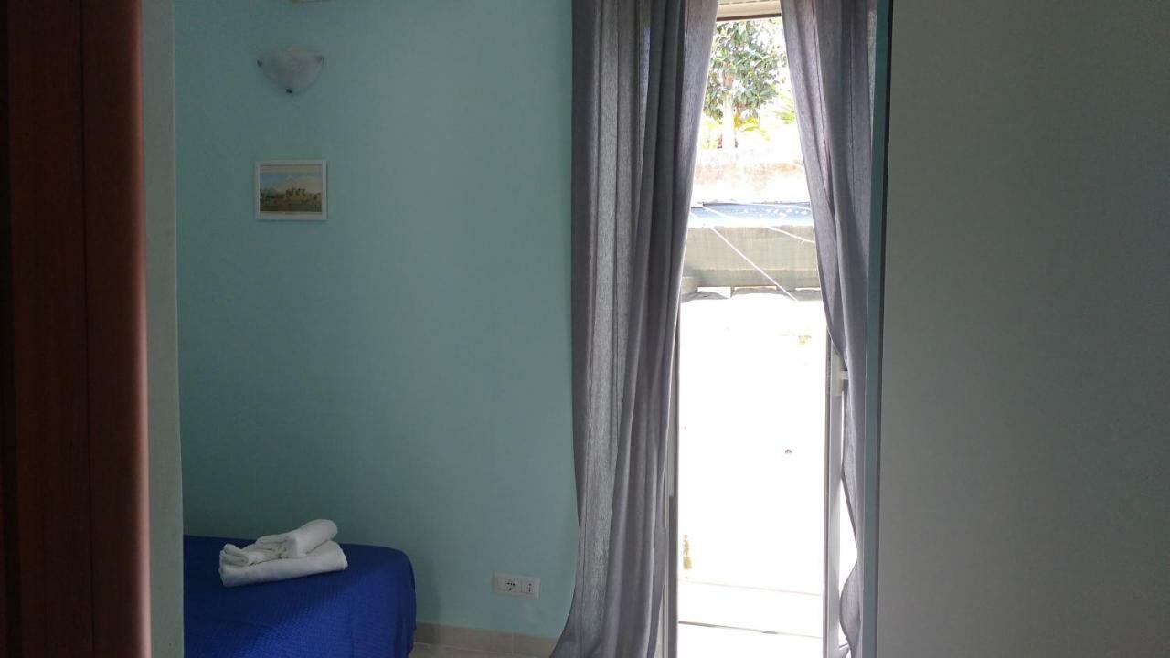 A Casa Di Arturo Bed & Breakfast Naples Exterior photo